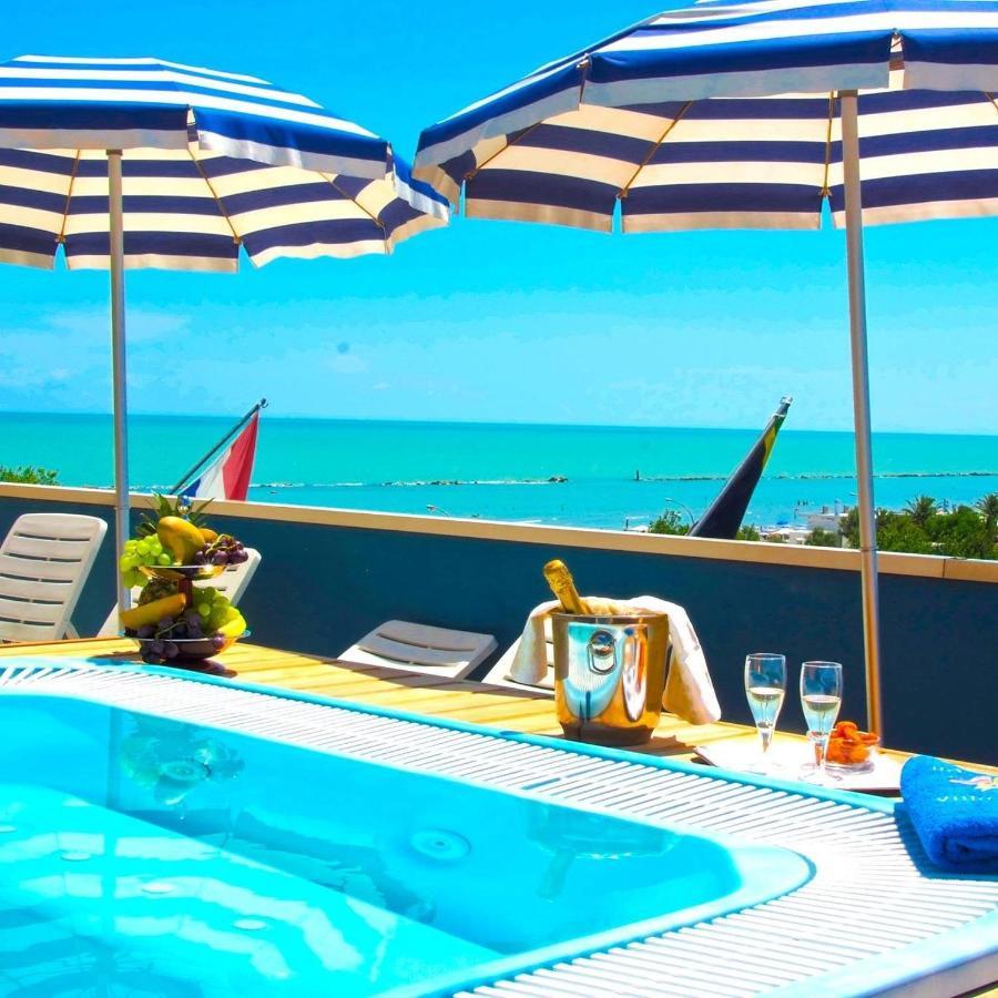 Hotel Holiday Martinsicuro Ngoại thất bức ảnh