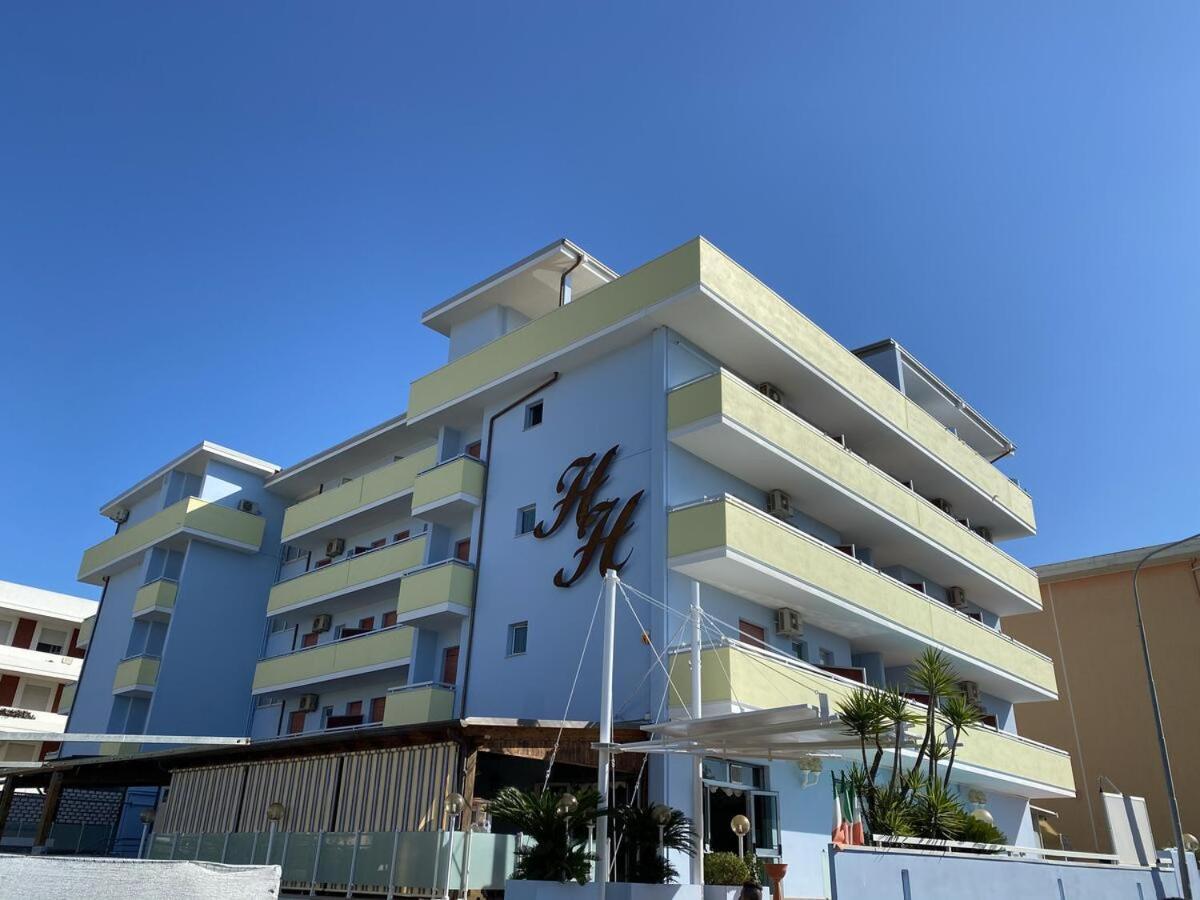 Hotel Holiday Martinsicuro Ngoại thất bức ảnh